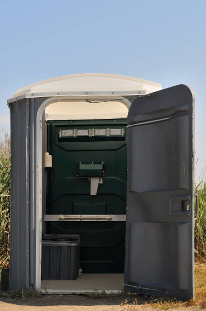 Best Porta potty delivery and setup  in Dillonvale, OH